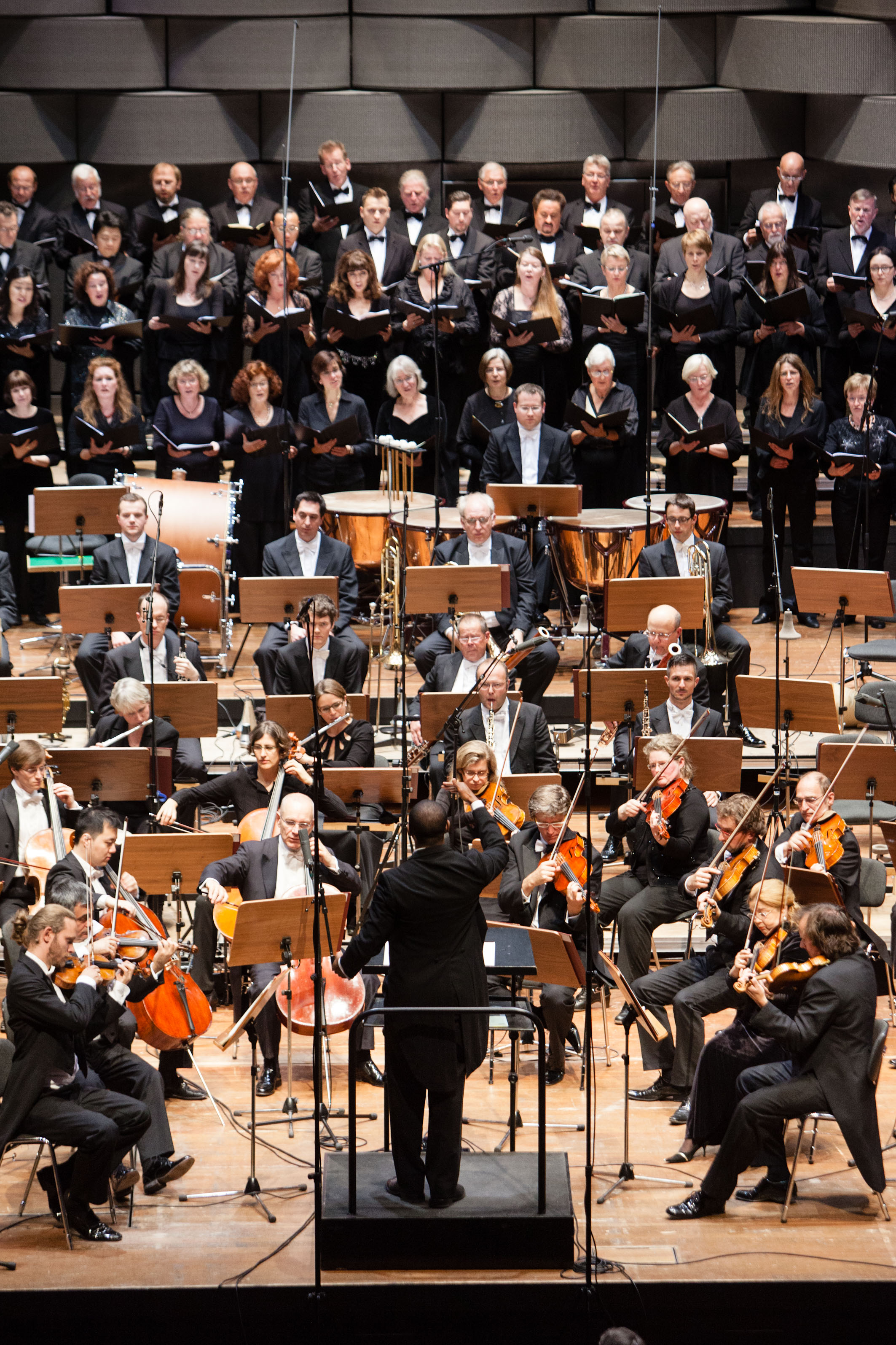 Sinfonieorchester Aachen - Ein Deutsches Requiem